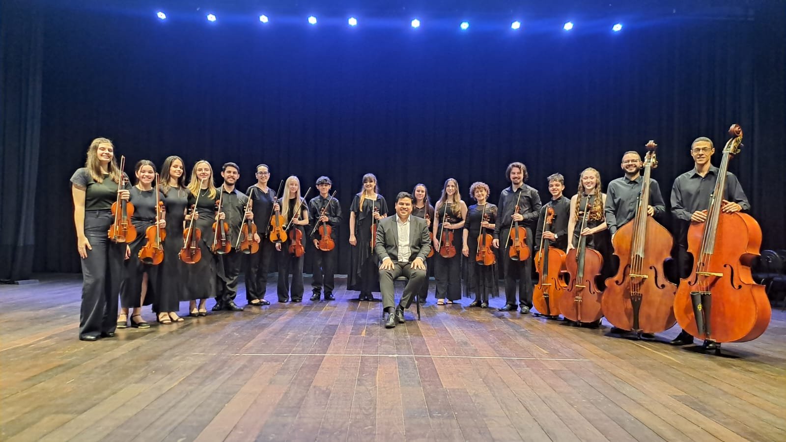 Orquestra — apresentação cultural